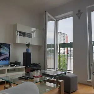 Rondo Wiatraczna 10 Min To City Center 7 Min To River Apartament Warszawa